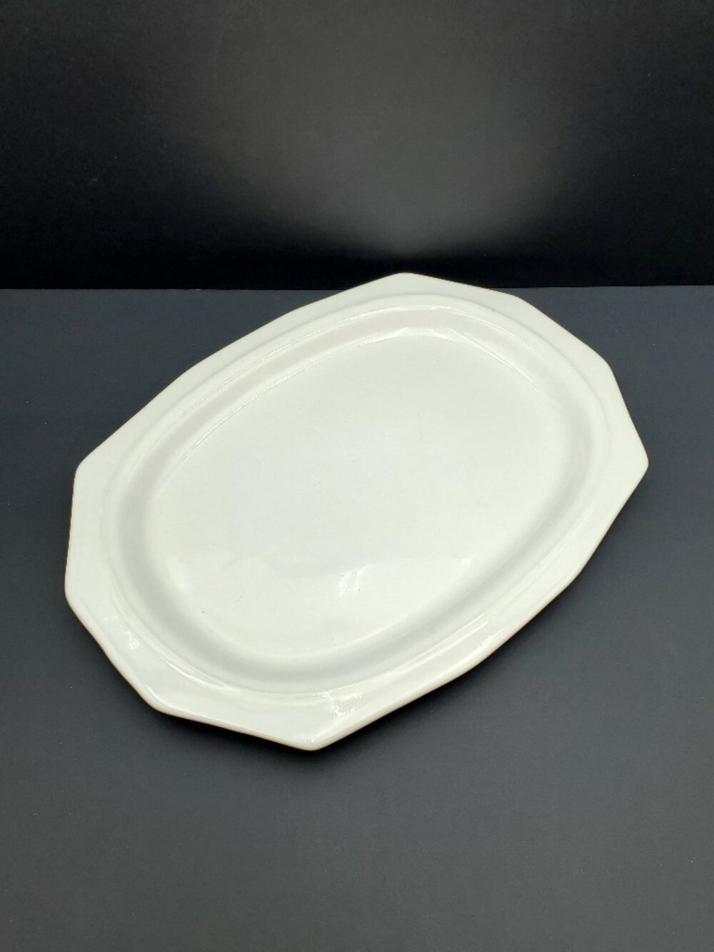 Pfaltzgraff Heritage White Platter Large Multi-Sided Stoneware Serving Plate - Picture 2 of 6